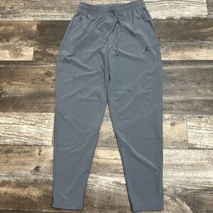Nike Jordan Men's Sport
Jumpman Dri-FIT Pants
Smoke Grey Size M